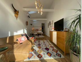 Grand studio avec terrasse, Wifi, Netflix et Vélos, Capbreton